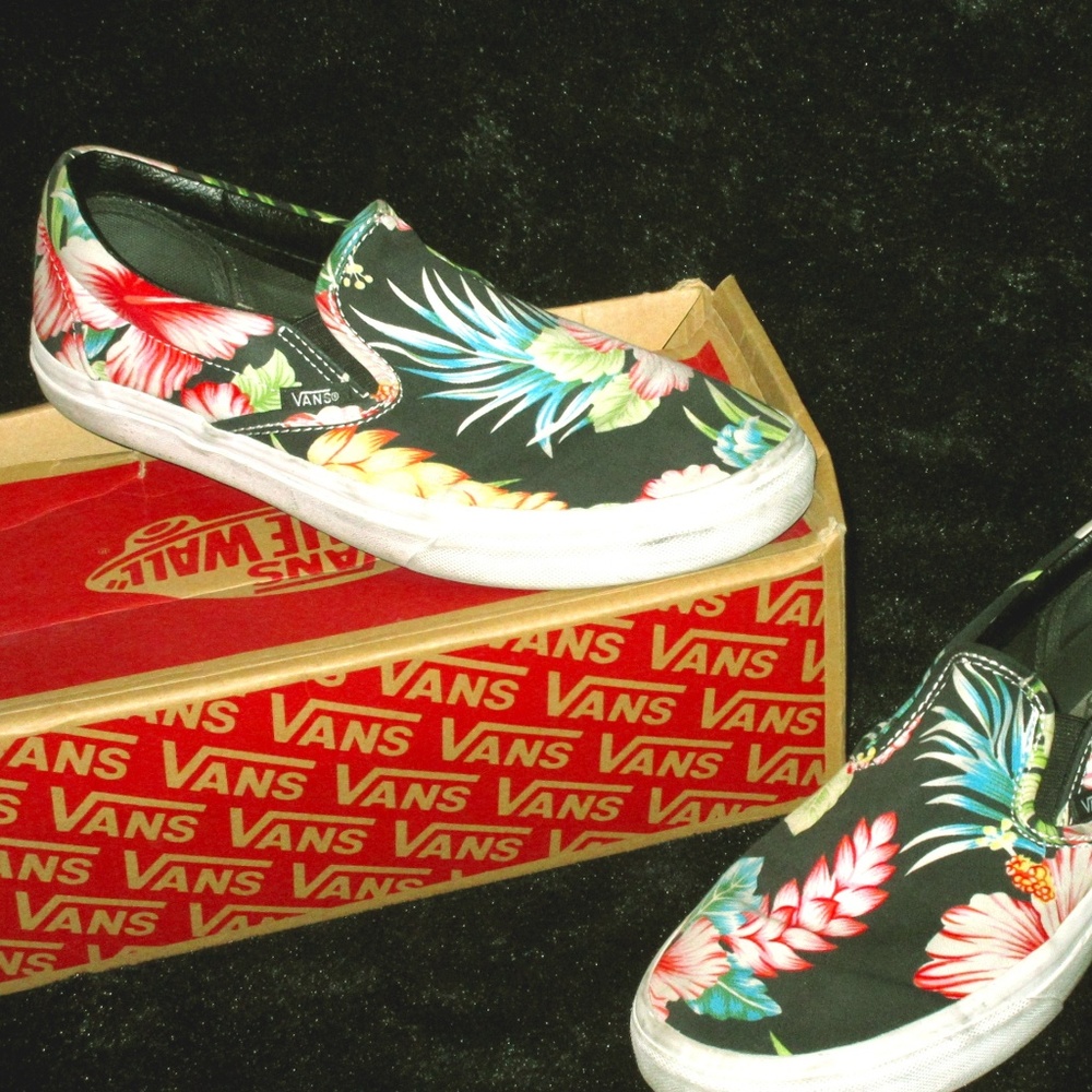 Floral Slip-On VANS Black